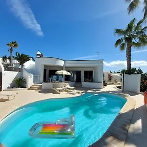 2* Maison d'hôtes Sol Y Luna & Lanzarote Holidays - Heated Pool!